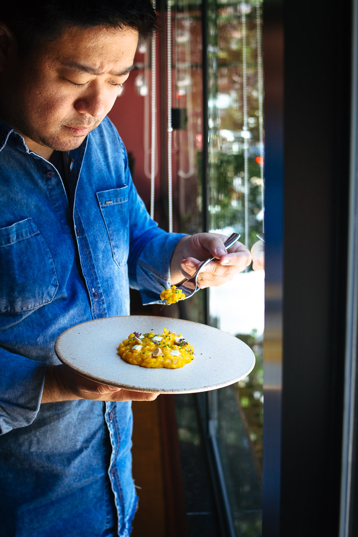 Chef Flávio Miyamura, família e cozinha contemporanea e afetiva no restarante Extasia.